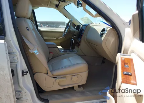 2008 Ford Explorer Eddie Bauer из США, поврежденный, VIN 1FMEU74EX8UB22308